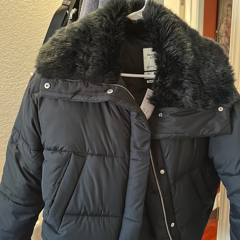 Abercrombie Women’s Puffer Jacket XS
